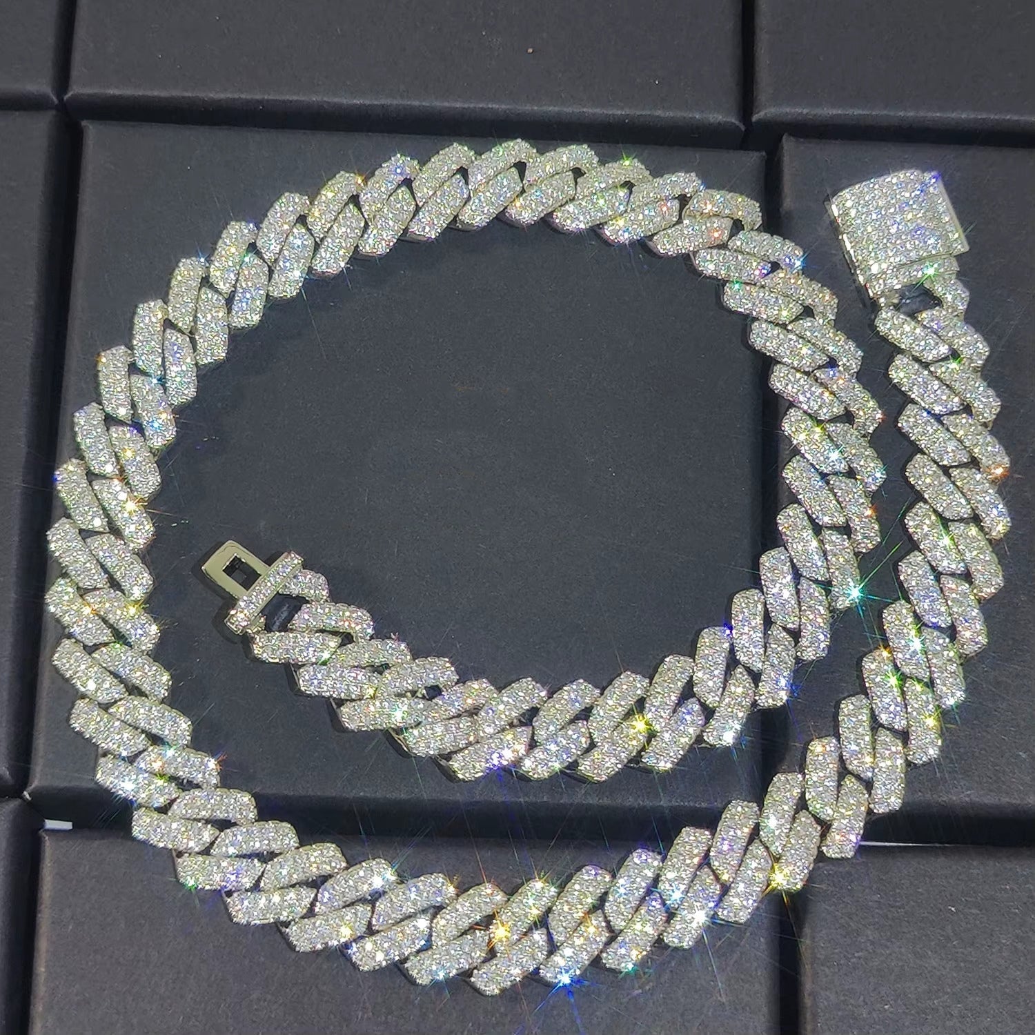 18ct TCW  Iced Out Moissanite Cuban Link Chain Necklace