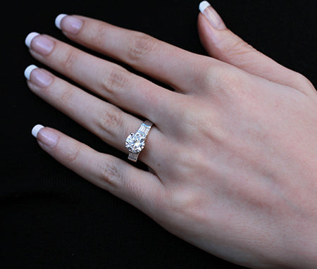 Bluebell Round Diamond Engagement Ring (Lab Grown Igi Cert) whitegold