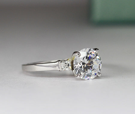 Bellflower Round Diamond Engagement Ring (Lab Grown Igi Cert) whitegold