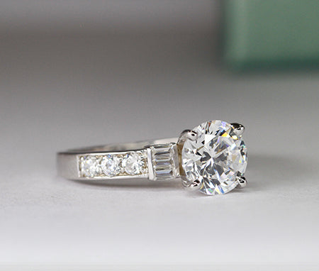 Daisy Round Diamond Engagement Ring (Lab Grown Igi Cert) whitegold