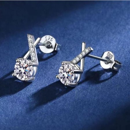 Ariana Round Moissanite Stud Earrings whitegold