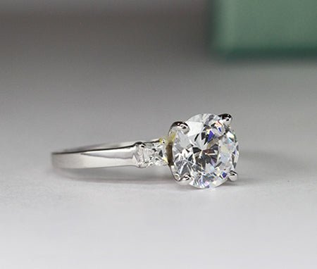 Bellflower Round Diamond Engagement Ring (Lab Grown Igi Cert) whitegold