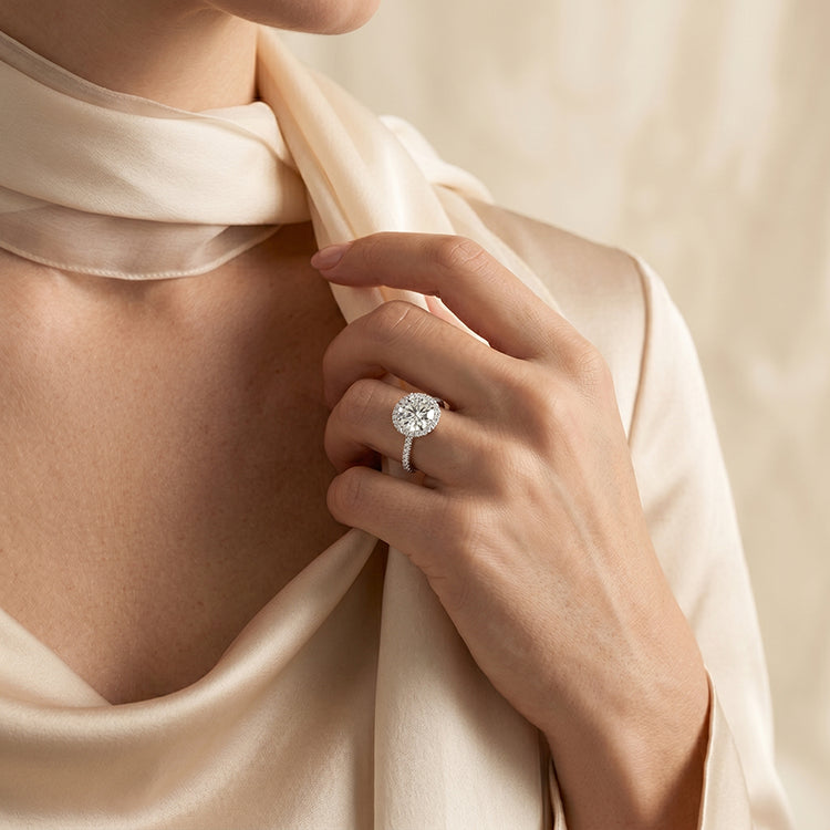 Bergenia - GIA Natural Round Diamond Engagement Ring