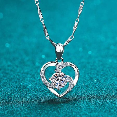 Bianca Moissanite Necklace whitegold