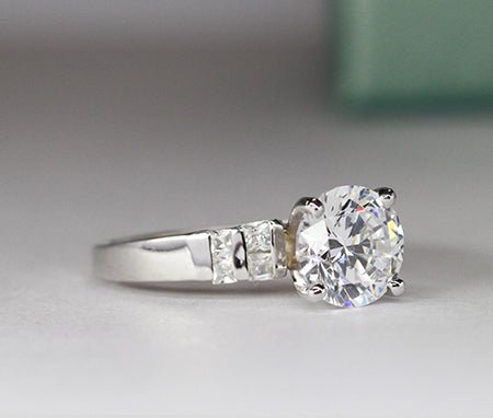 Carnation Round Diamond Engagement Ring (Lab Grown Igi Cert) whitegold