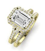 Desert Rose Emerald Moissanite Bridal Set yellowgold