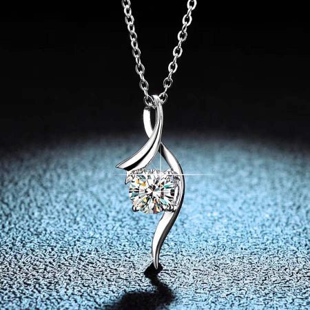 Fallon Moissanite Necklace whitegold