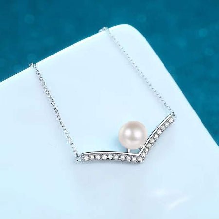 Greta Moissanite Necklace whitegold