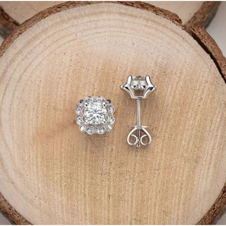 Hailey Moissanite Earrings whitegold