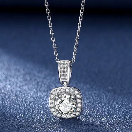 Harriet Moissanite Necklace whitegold