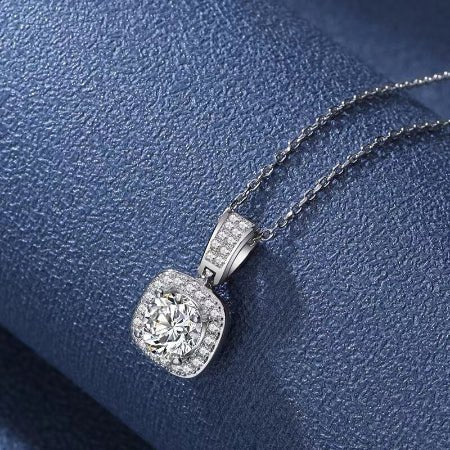 Harriet Moissanite Necklace whitegold