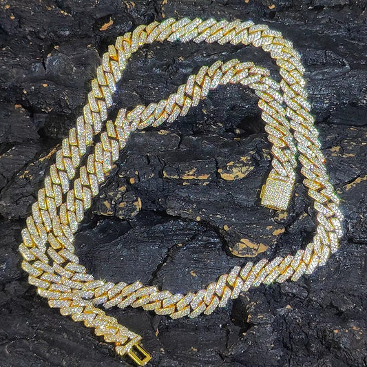 14ct TCW Iced Out Diamond Cuban Link Chain Necklace (14K Yellow Gold)