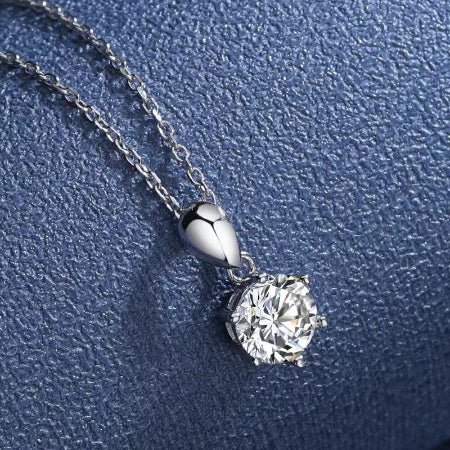 Iza Moissanite Necklace whitegold