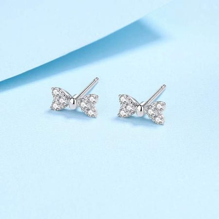 Lennon Diamond & Pearl Earrings whitegold