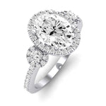 Lunaria Oval Moissanite Bridal Set whitegold