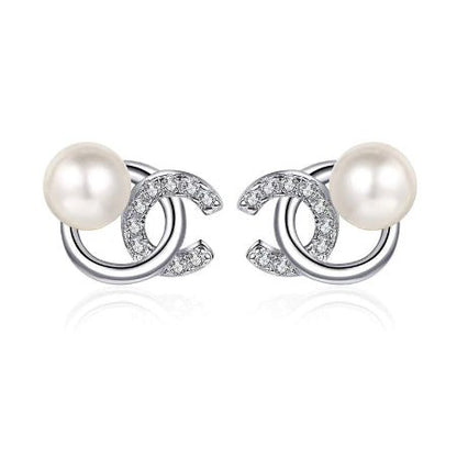 Maggie Diamond & Pearl Earrings whitegold