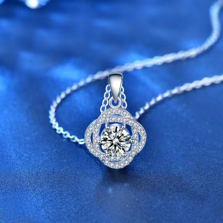 Marge Moissanite Necklace whitegold