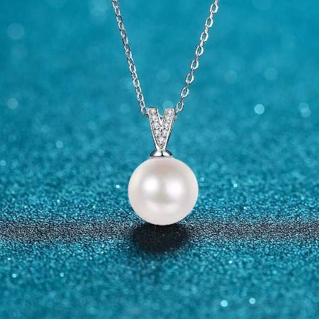 Mela Moissanite & Pearl Necklace whitegold