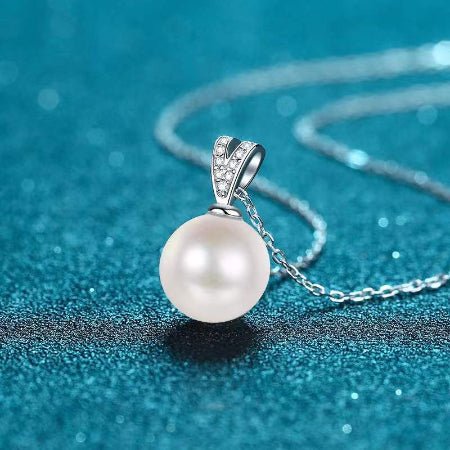 Mela Moissanite & Pearl Necklace whitegold