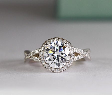 Moonflower Round Diamond Engagement Ring (Lab Grown Igi Cert) whitegold