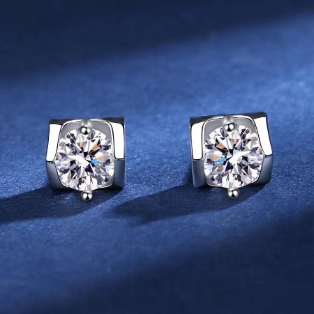 Naomi Moissanite Earrings whitegold