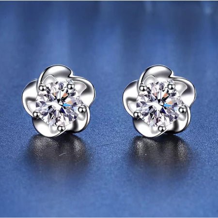 Paisley Moissanite Earrings whitegold