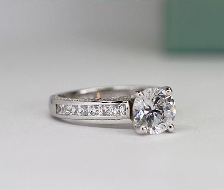 Peony Round Diamond Engagement Ring (Lab Grown Igi Cert) whitegold