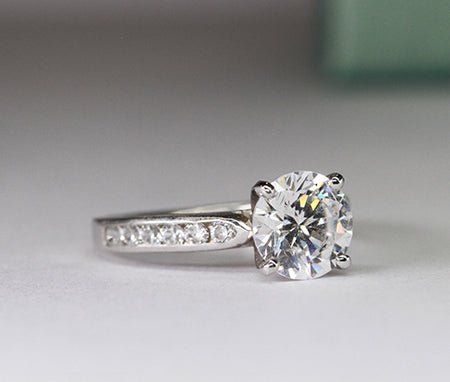 Petunia Round Diamond Engagement Ring (Lab Grown Igi Cert) whitegold