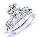 Poppy Cushion Moissanite Bridal Set whitegold