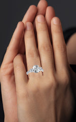 Primrose Oval Diamond Engagement Ring (Lab Grown Igi Cert) whitegold