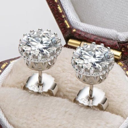 Quinn Moissanite Earrings whitegold