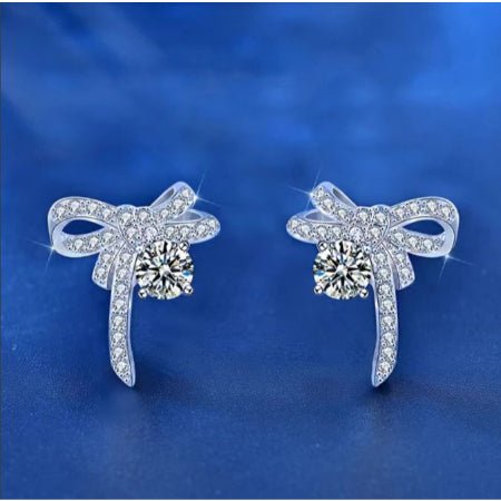 Rica Ribbon Stud Moissanite Earrings whitegold