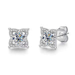 Scarlett Moissanite Earrings whitegold