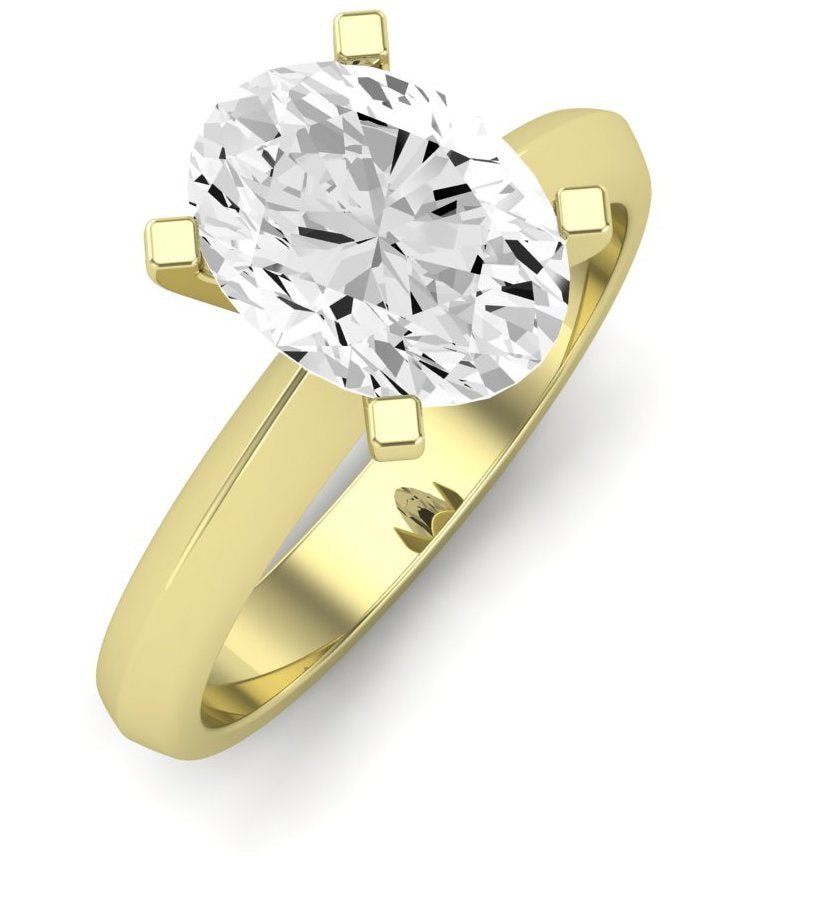 Senna Oval Moissanite Engagement Ring yellowgold