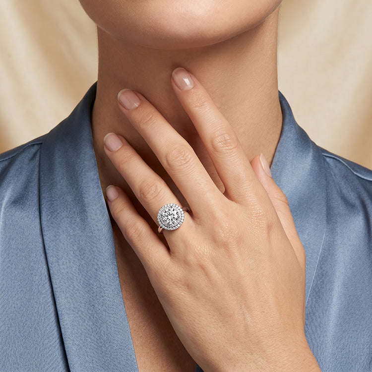 Tulip - GIA Natural Round Diamond Engagement Ring