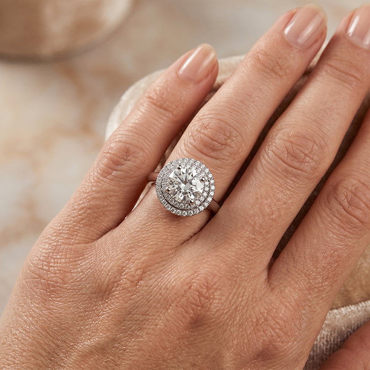 Tulip - GIA Natural Round Diamond Engagement Ring