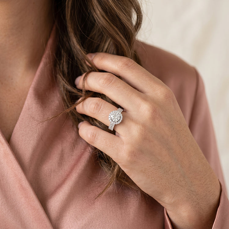 Velvet - GIA Natural Round Diamond Engagement Ring