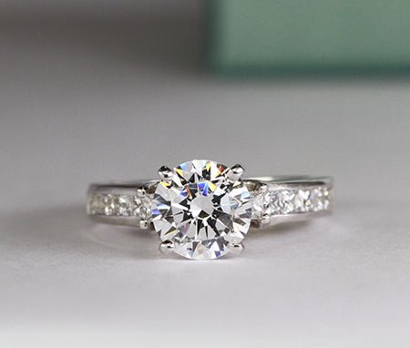 Yellow Bell Round Diamond Engagement Ring (Lab Grown Igi Cert) whitegold