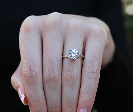 Zinnia Round Moissanite Engagement Ring rosegold