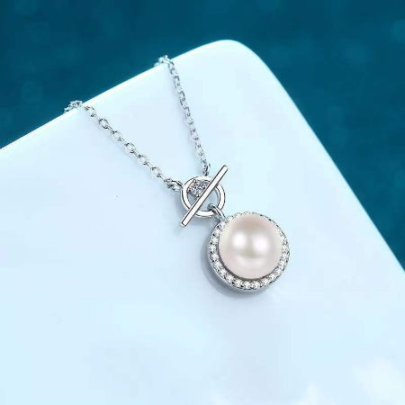 Carly Diamond & Pearl Necklace whitegold