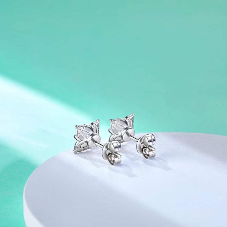 Scarlett Moissanite Earrings whitegold