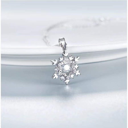 Nadi Diamond Necklace (Clarity Enhanced) whitegold