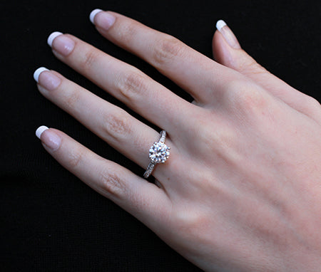 Daphne Round Diamond Engagement Ring (Lab Grown Igi Cert) whitegold