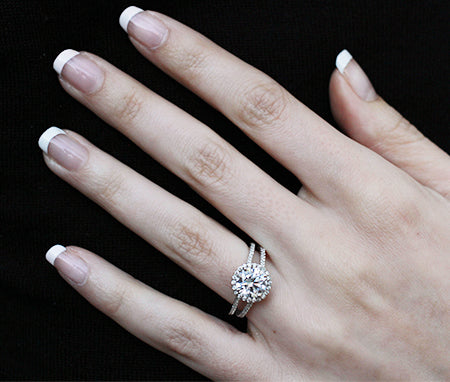 Lilac Round Moissanite Engagement Ring whitegold