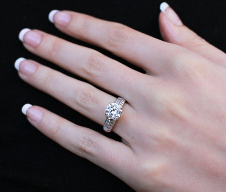 Heather Round Diamond Engagement Ring (Lab Grown Igi Cert) whitegold