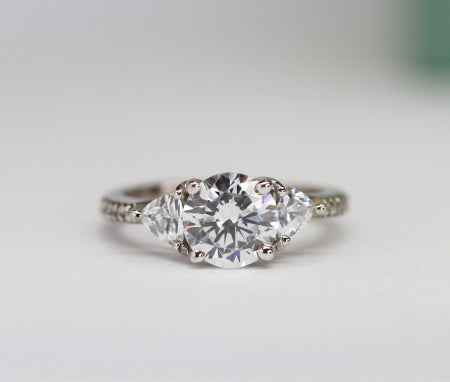 Snowdonia Round Diamond Engagement Ring (Lab Grown Igi Rert) whitegold