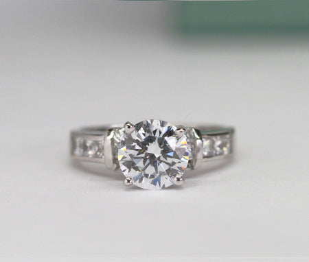 Ivy Round Diamond Engagement Ring (Lab Grown Igi Cert) whitegold