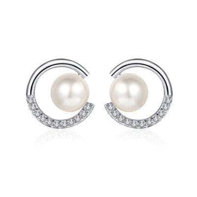 Brynlee Diamond & Pearl Earrings whitegold